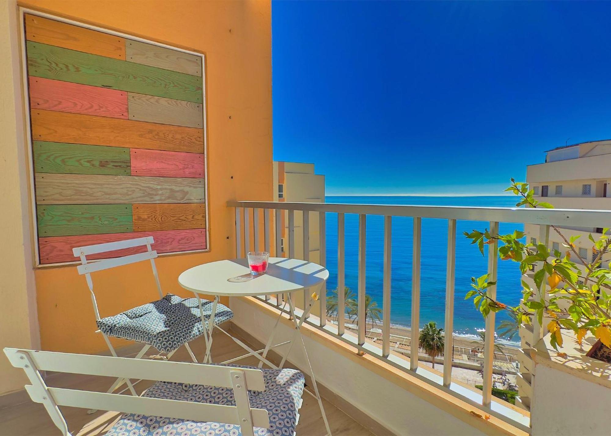 Great Studio On The Beachfront In The Center Of มาร์เบยา ภายนอก รูปภาพ