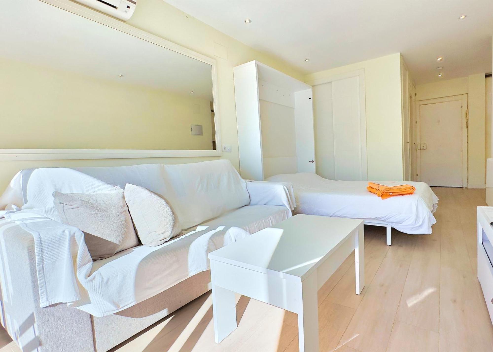 Great Studio On The Beachfront In The Center Of มาร์เบยา ภายนอก รูปภาพ